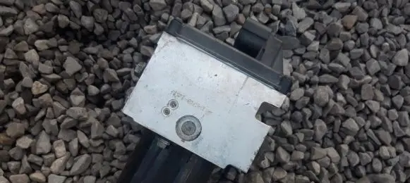 Volkswagen PASSAT B6 ABS Pump 3C0614109