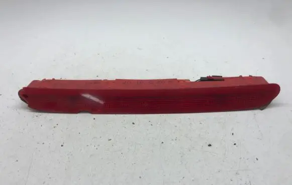 Volkswagen PASSAT B6 Third/center stoplight 1K6945097B