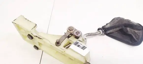 Toyota Avensis T220 Gear shifter/selector