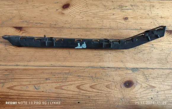 Mercedes-Benz C W204 Rear bumper mounting bracket A2048800430 250000004
