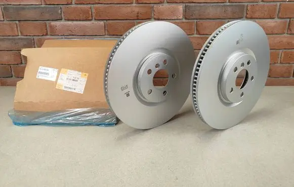BMW X1 U11 Front brake disc 8841936