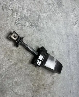 Skoda Fabia Mk3 (NJ) Rear glass lock/latch C222 6V0839267