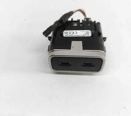Mercedes-Benz GLE W167 USB socket connector A2238204503