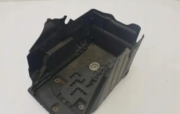 Volvo V70 Battery box tray 
