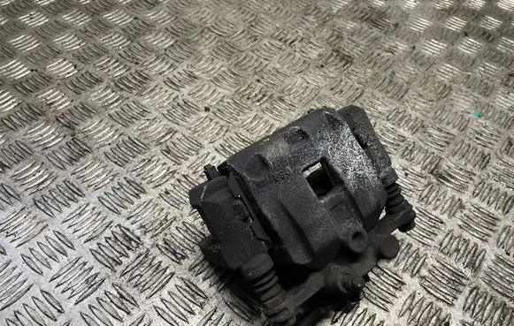 Suzuki Swift III Front brake caliper