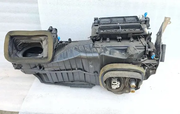 Interior heater climate box assembly