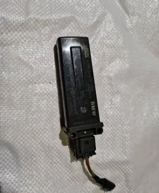 BMW 3 E90 E91 Tire pressure control unit 6795846
