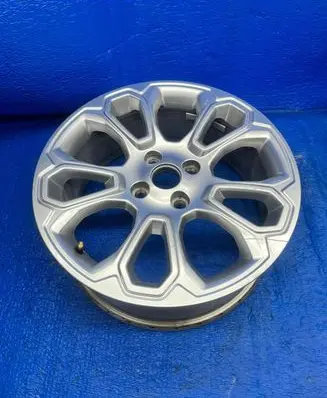 Ford Ecosport R17 alloy rim 