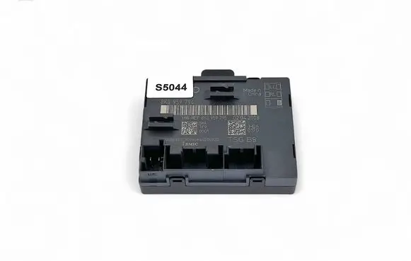 Audi A4 S4 B8 8K Door control unit/module 8K0959794 8K0959795