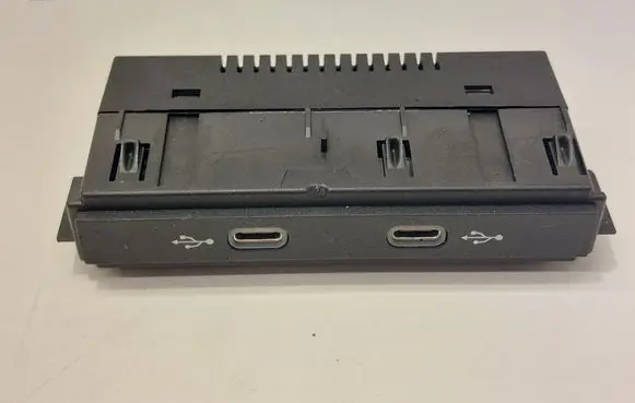 Volkswagen Tiguan Allspace USB socket connector 5NA035700