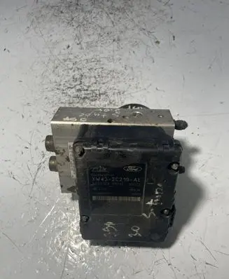 Jaguar S-Type ABS Pump XW432C219AE 25020903362