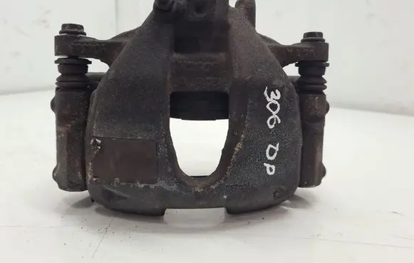 Peugeot 308 Front brake caliper