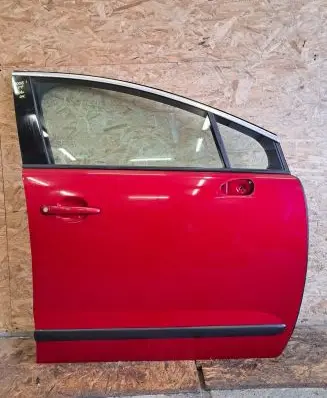 Peugeot 3008 I Front door
