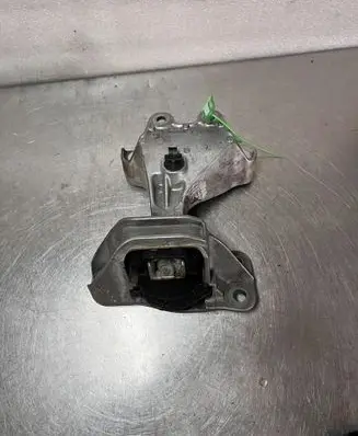 Renault Austral Engine mount vacuum valve 112329207R
