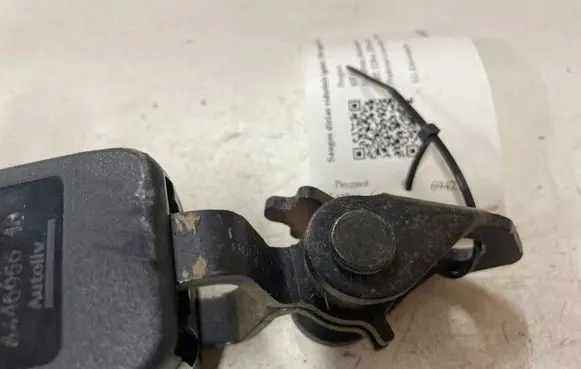 Peugeot 407 Middle seatbelt (rear) 645295610 6446956
