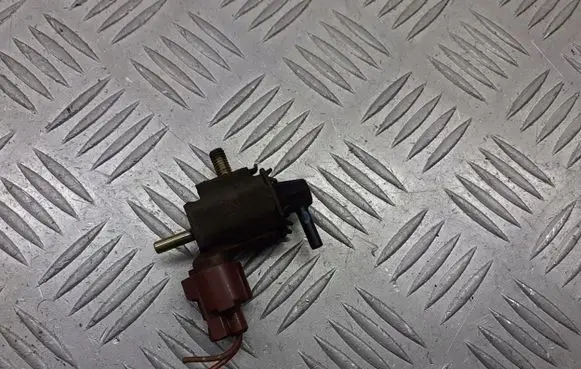 Mitsubishi Colt CZ3 Vacuum valve K5T48271