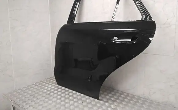 Mercedes-Benz GLE (W166 - C292) Rear door