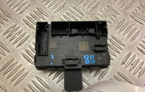 Volkswagen Tiguan Allspace Door control unit/module 5Q4959592P