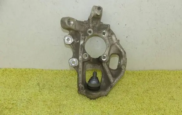 Mercedes-Benz GLE W167 Stub axle 16710R