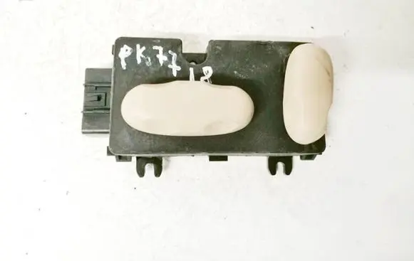 Cadillac CTS Seat control switch 12450263 n3078