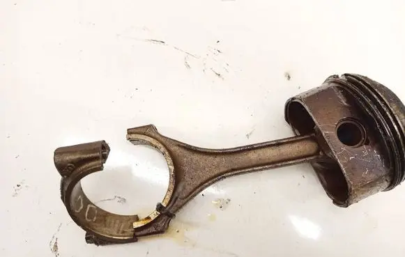 Audi A6 S6 C6 4F Piston with connecting rod 84P43