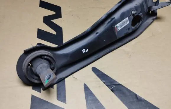 Acura MDX II Rear upper control arm/wishbone