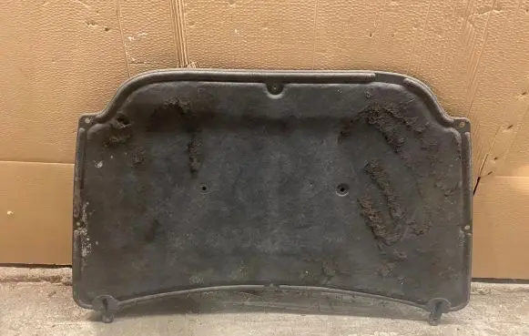 Mazda 6 Engine bonnet/hood sound/heat insulation 
