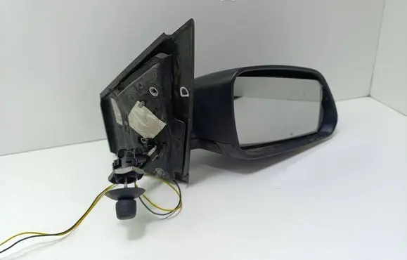 Volkswagen Polo IV 9N3 Manual wing mirror