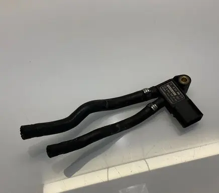 Mercedes-Benz E W211 Exhaust gas pressure sensor A6429050100 0281006279 6429050100