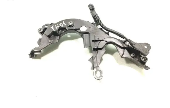 Opel Vivaro Timing belt guard (cover) 9824675180