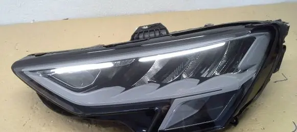 Audi A3 8Y Headlight/headlamp 8Y0941011