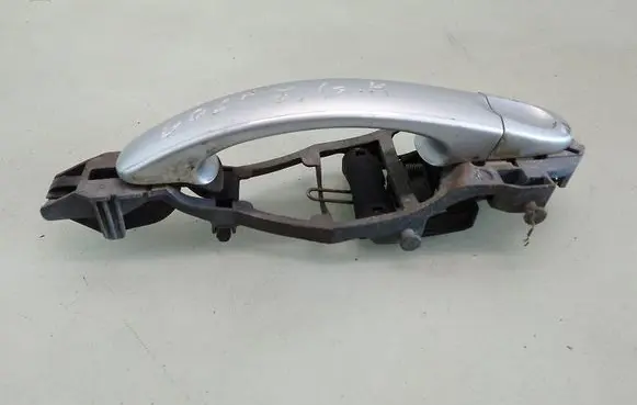 Rear door exterior handle