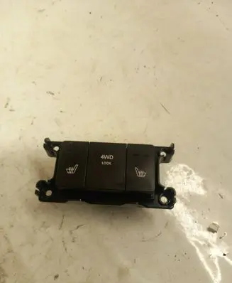 Hyundai Santa Fe Differential lock switch 60221 30518