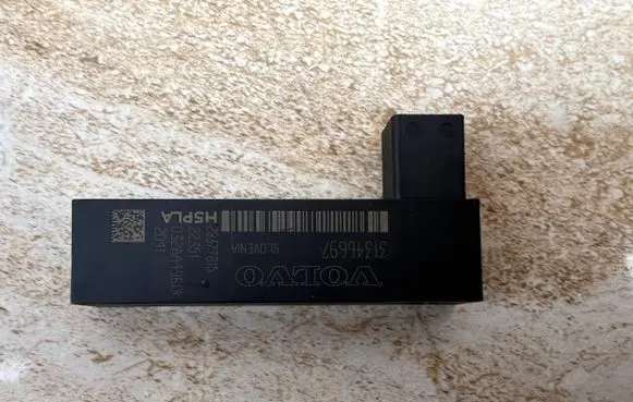 Volvo C40 Keyless system antenna 28377815 032AA4960K