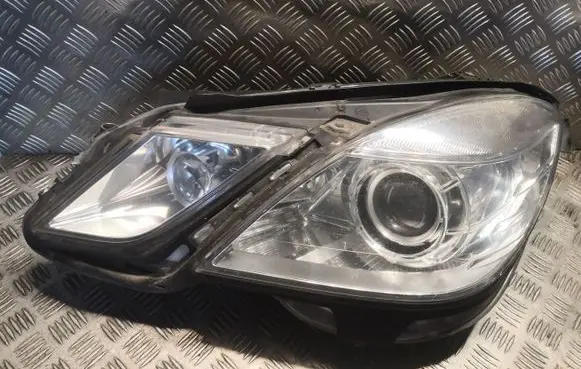 Mercedes-Benz E W212 Headlight/headlamp A2128201961 A2128200939
