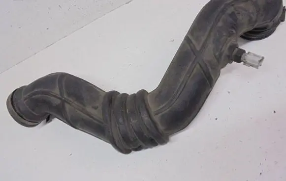 Ford Escort Air intake hose/pipe 958F-9C623-AC