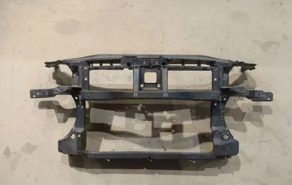 Volkswagen PASSAT B6 Radiator support slam panel 3C0805588F