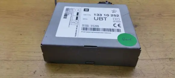 Opel Insignia A Sound amplifier 13310252