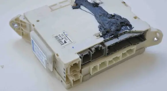 Lexus IS 220D-250-350 Other devices 8273053050