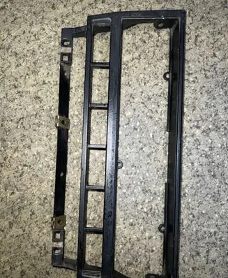 BMW 5 E39 Radio/GPS head unit trim 8159690