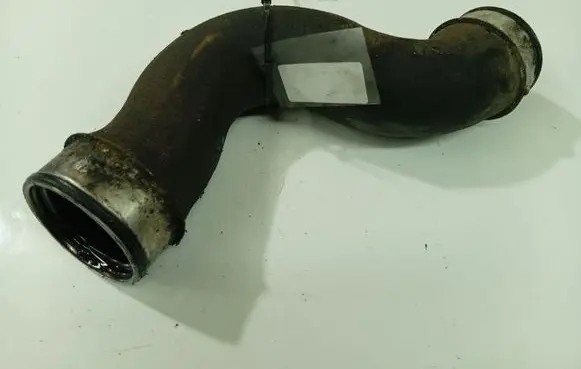 Volkswagen Golf V Intercooler hose/pipe 