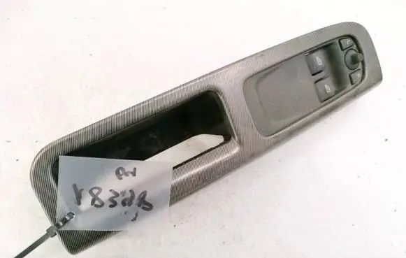 Volvo C30 Electric window control switch 31334361 11W322