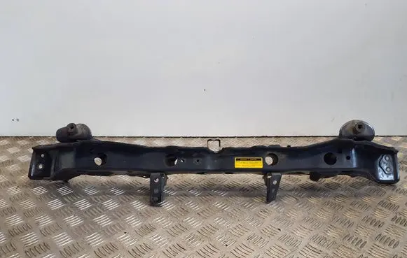 Toyota Yaris Top upper radiator support slam panel