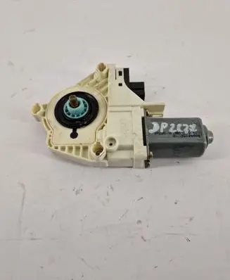Audi A6 S6 C6 4F Front door window regulator motor 4F0959802B