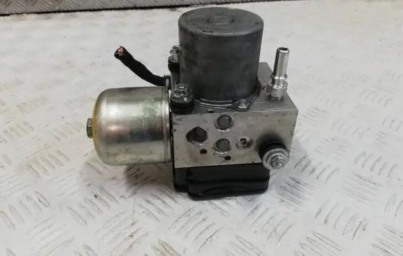 Renault Zoe Engine control unit/module 0265240042