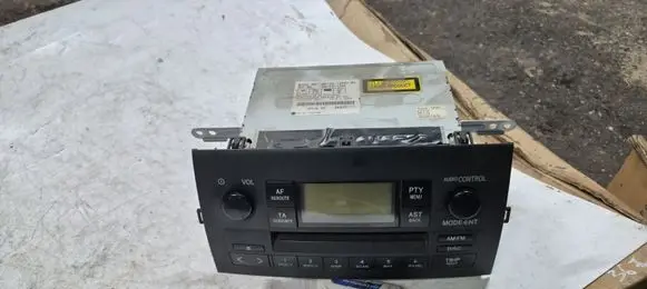 Toyota Corolla Verso E121 Radio/CD/DVD/GPS head unit 8612013060B0