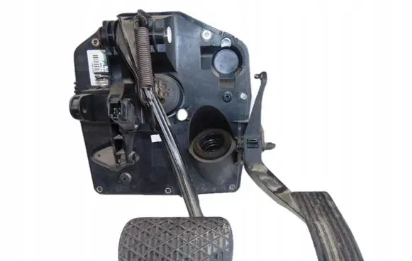 Mercedes-Benz A W168 Pedal assembly A1682900501
