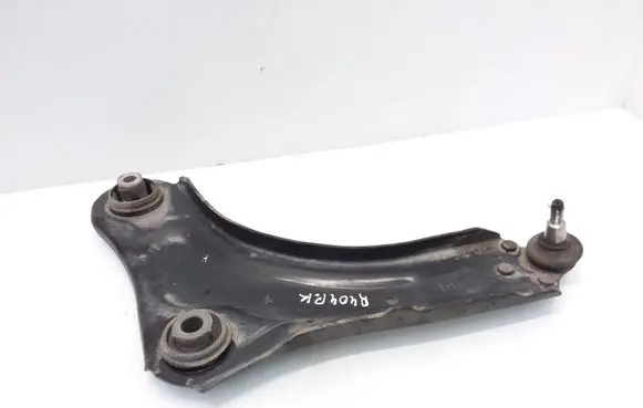 Renault Megane III Front lower control arm/wishbone