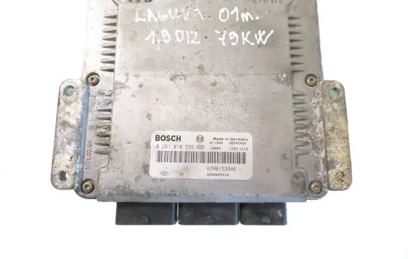 Renault Laguna II Engine control unit/module 0281010556 8200153946