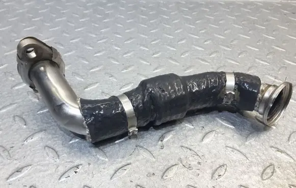 EGR valve line/pipe/hose